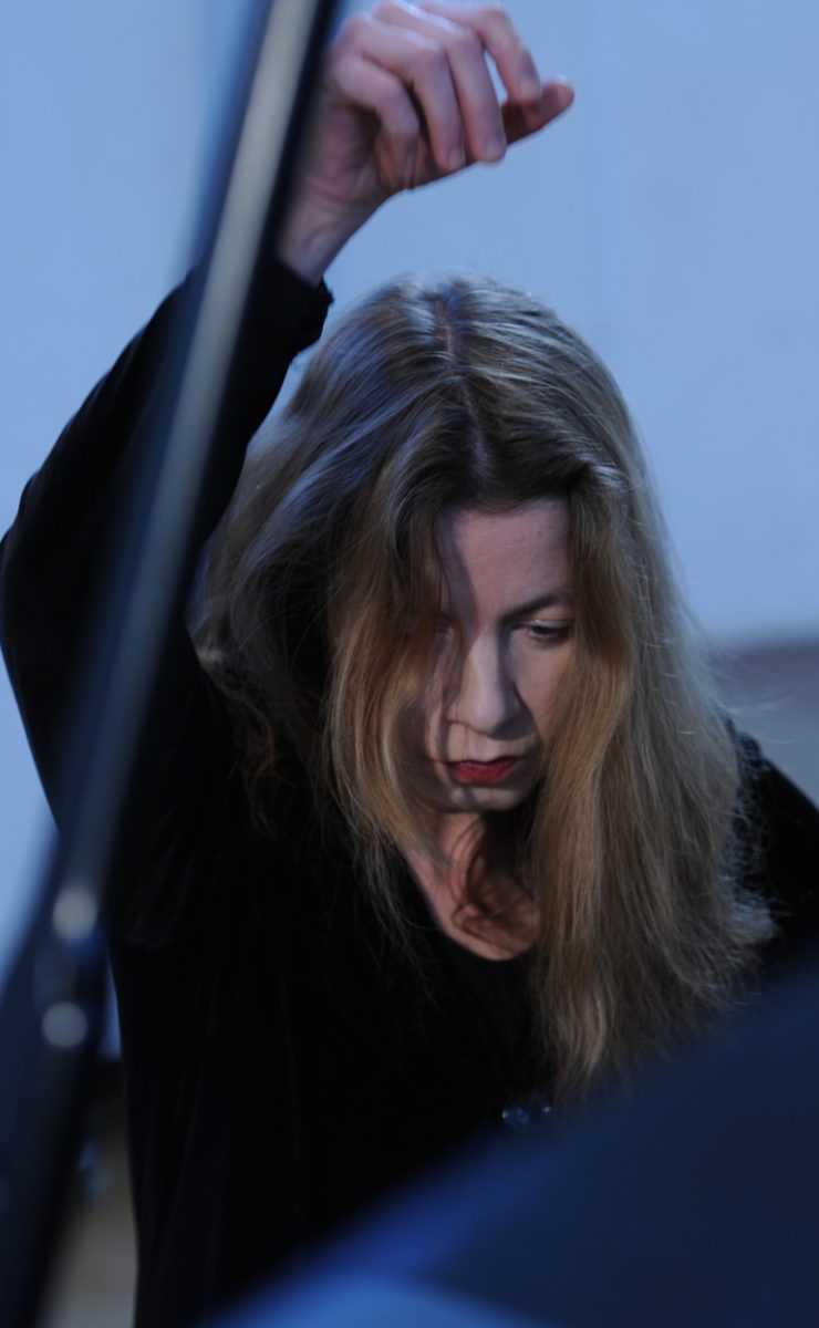 esther_flukiger_pianistProfilo artista